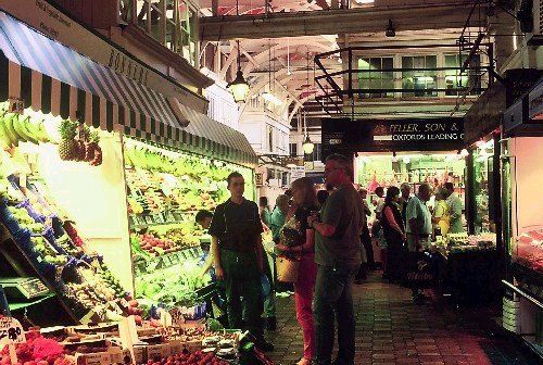 Covered market (where Lyra bought an apple)