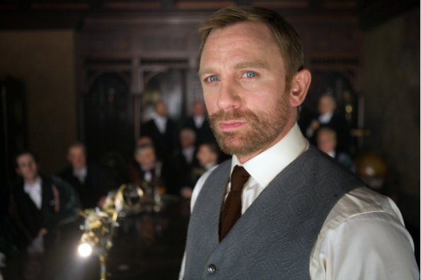 Lord Asriel Presenting